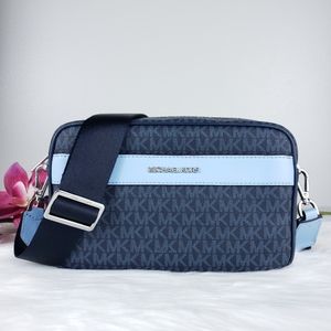 NWT Michael Kors Kenly pocket crossbody sky blue
